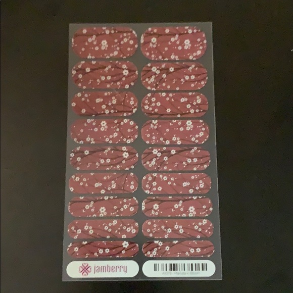Jamberry- Marsala in bloom (FULL SET) - Picture 2 of 3